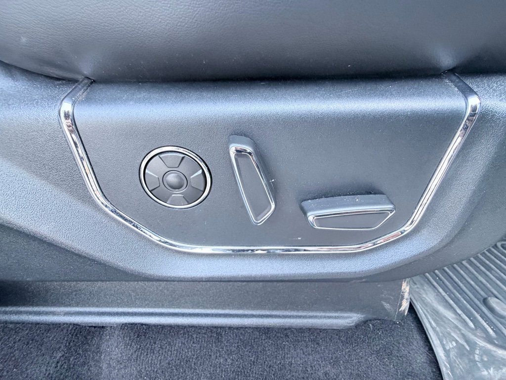 Used 2021 Ford Expedition Platinum image 24