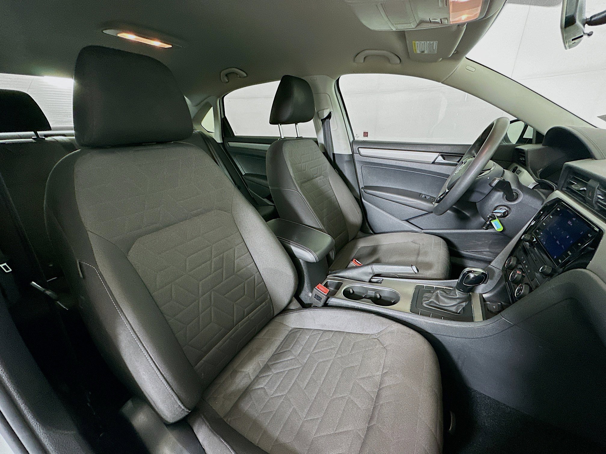 Used 2020 Volkswagen Passat 2.0T S image 29