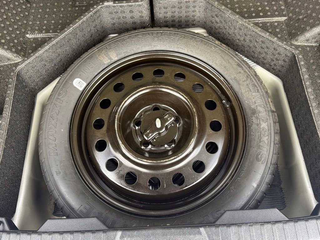 Used 2015 Ford Edge SE image 33