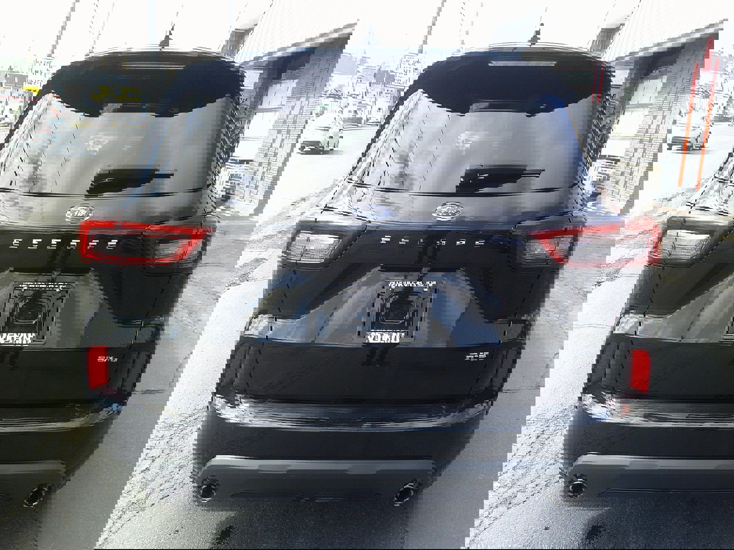 Used 2024 Ford Escape ST-Line image 4