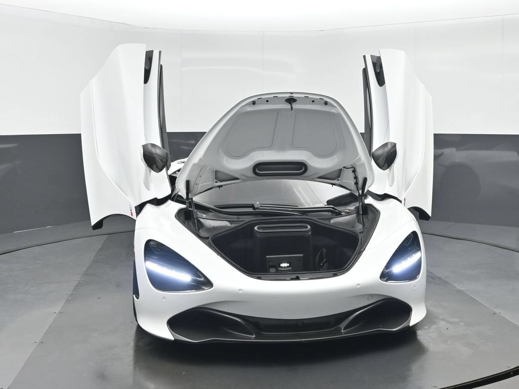 Used 2020 McLaren 720S Performance RWD image 39