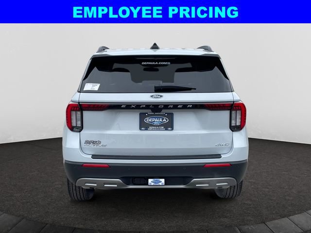 New 2026 Ford Explorer Active AWD/4WD image 4