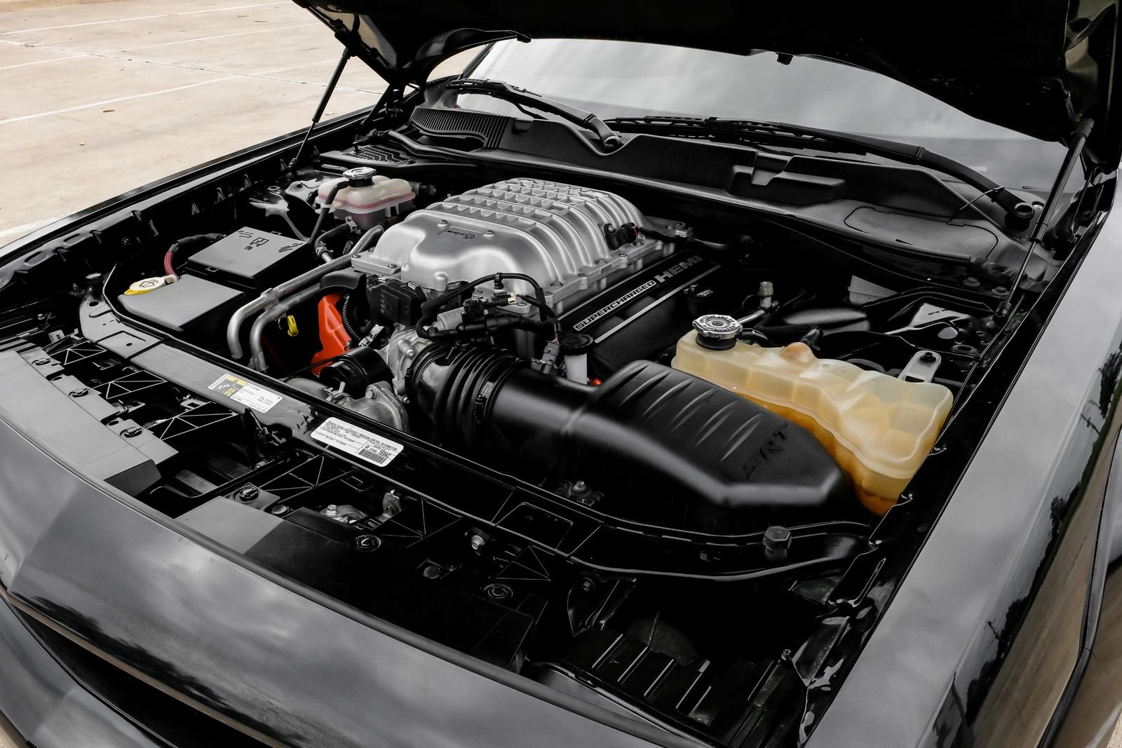 Used 2015 Dodge Challenger SRT Hellcat RWD image 50