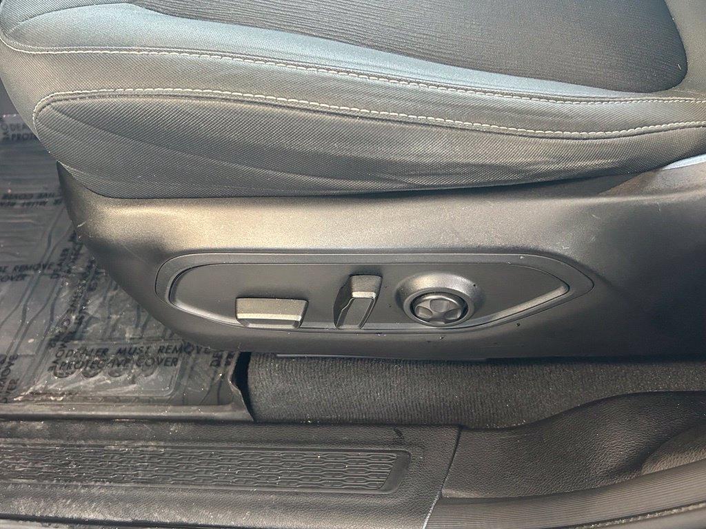 Certified 2024 Jeep Grand Cherokee L Laredo RWD image 16