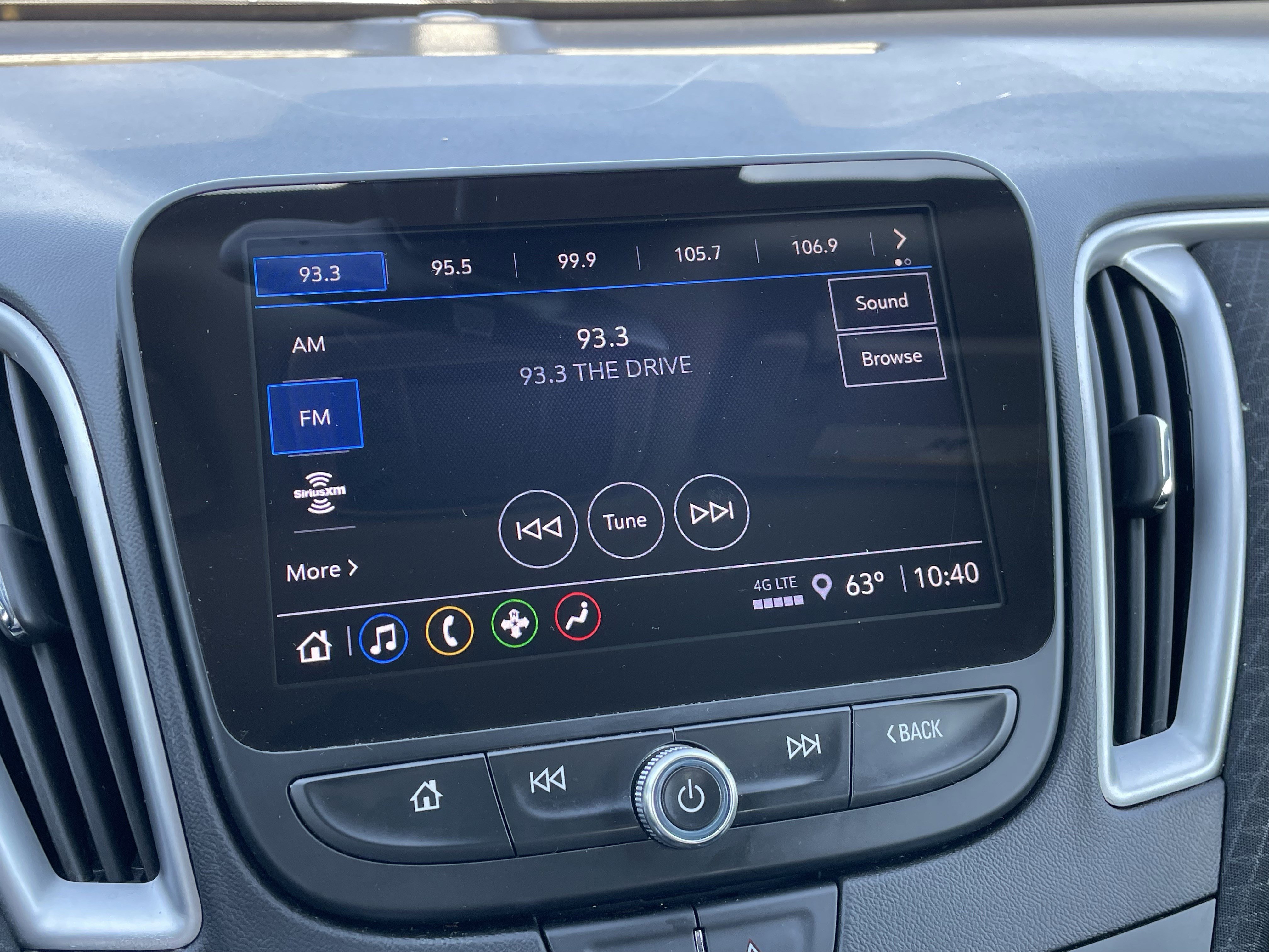 Used 2024 Chevrolet Malibu LT image 29