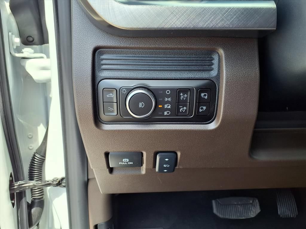 New 2026 Ford F350 King Ranch w/ FX4 Off-Road Package AWD/4WD image 20