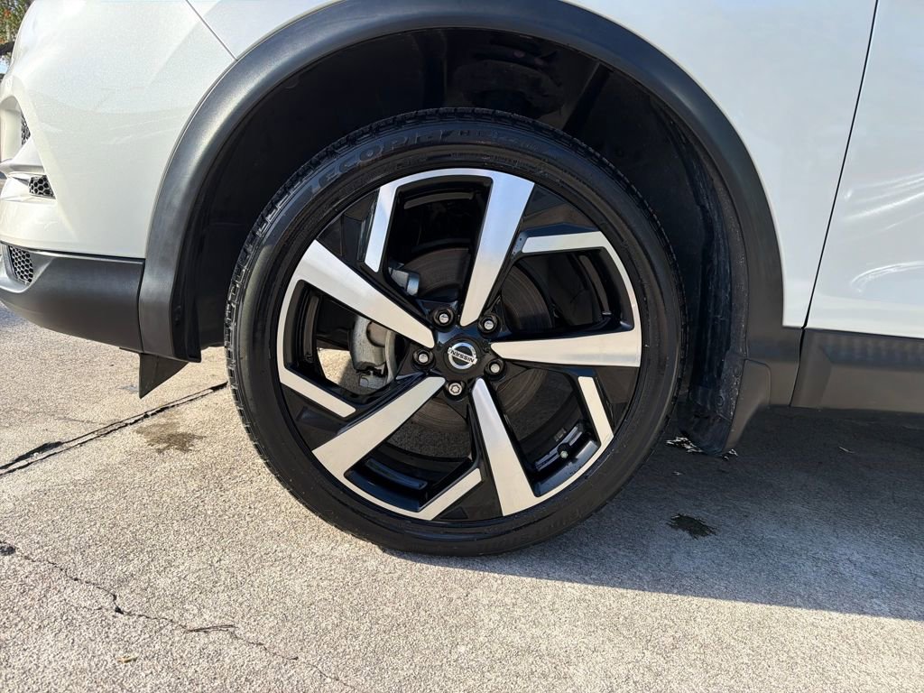 Used 2022 Nissan Rogue Sport SL image 12