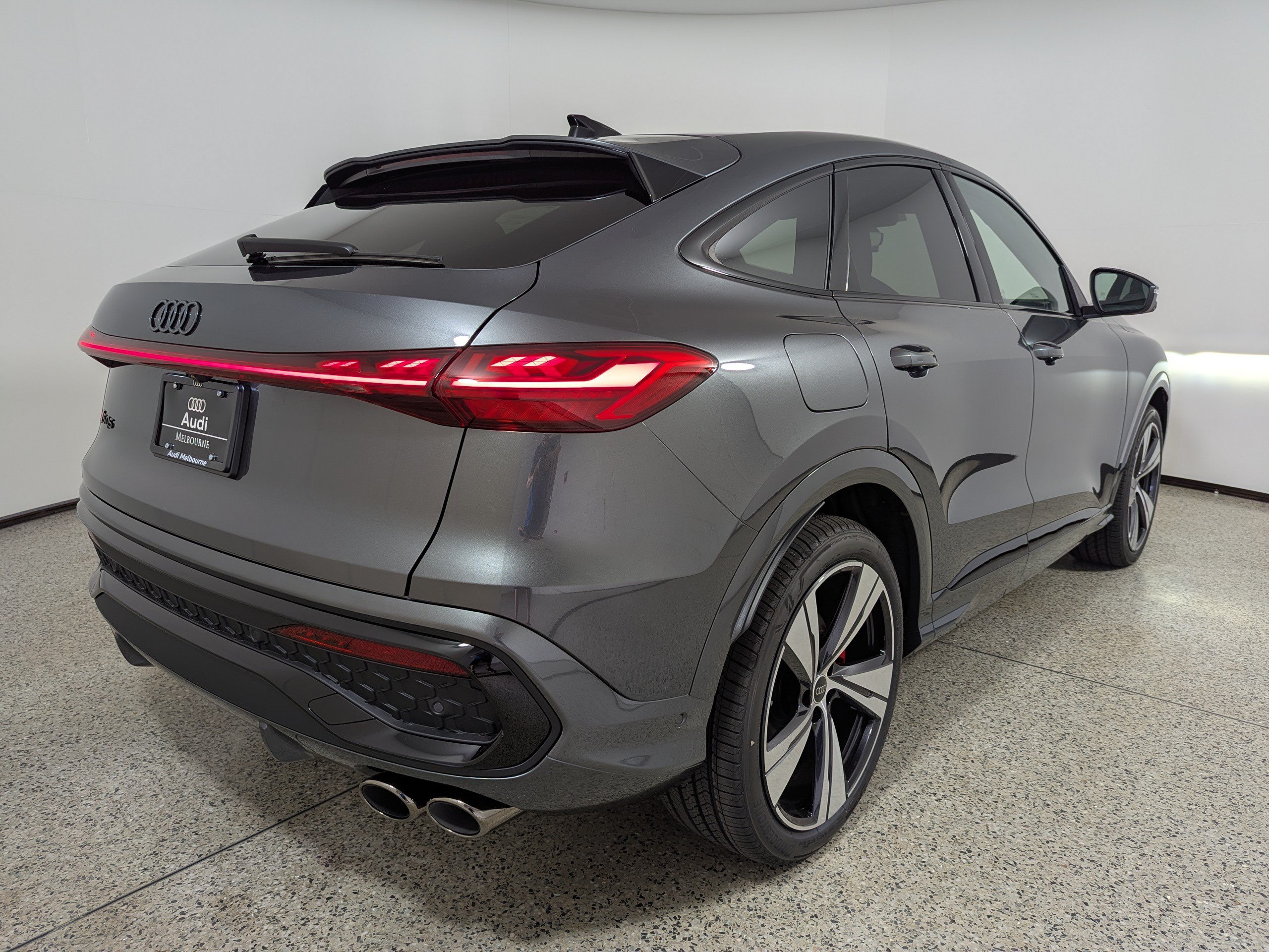New 2026 Audi SQ5 Prestige AWD/4WD image 8