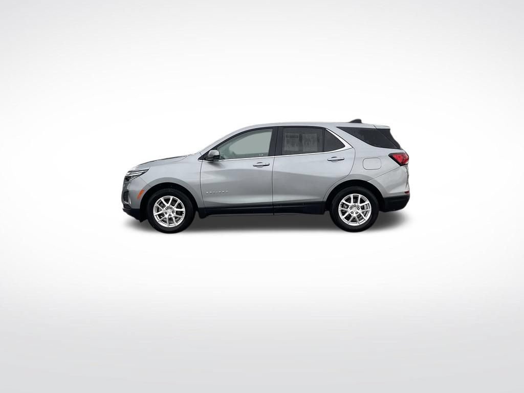Used 2024 Chevrolet Equinox LT FWD image 2