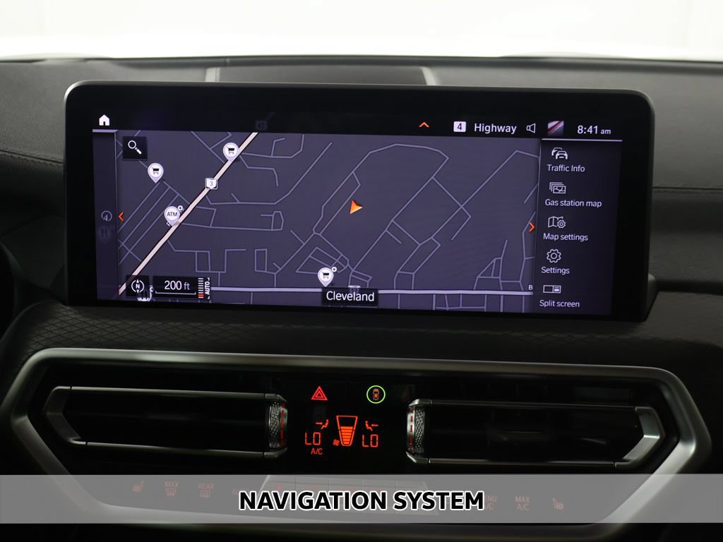Used 2025 BMW X4 xDrive30i AWD/4WD image 3