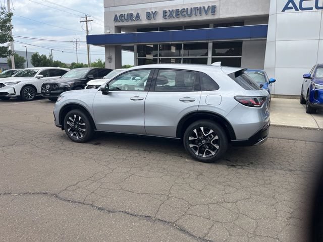 Used 2026 Honda HR-V EX-L image 8
