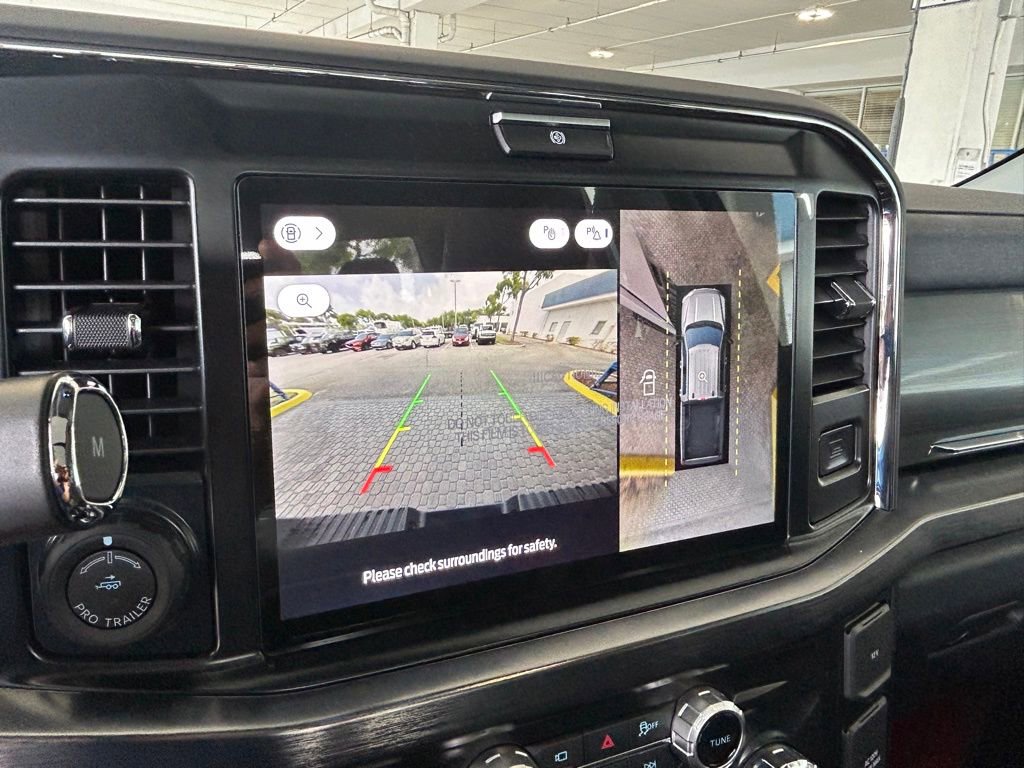 New 2026 Ford F250 Lariat w/ Black Appearance Package image 12