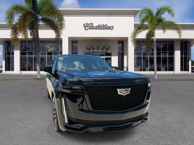 Used 2023 Cadillac Escalade ESV Sport w/ Touring Package RWD image 3