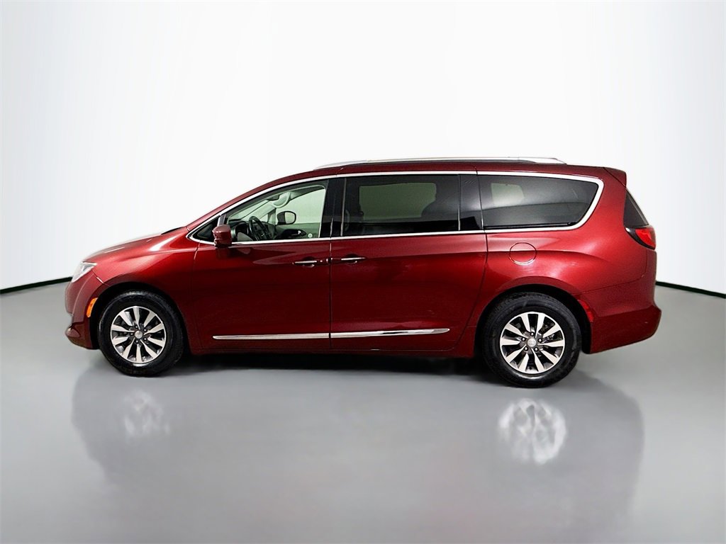 Used 2020 Chrysler Pacifica Touring-L Plus image 13