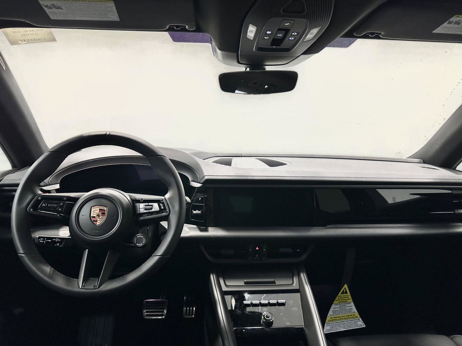 New 2025 Porsche Macan 4S Electric AWD/4WD image 28