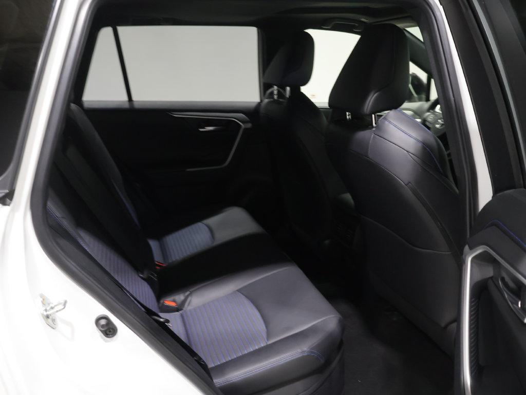 Used 2024 Toyota RAV4 XSE w/ Advanced Technology Package AWD/4WD image 21