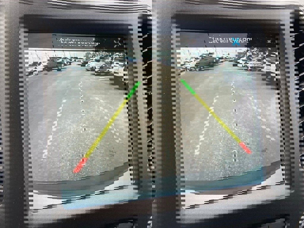 Used 2022 Jeep Cherokee Trailhawk image 23