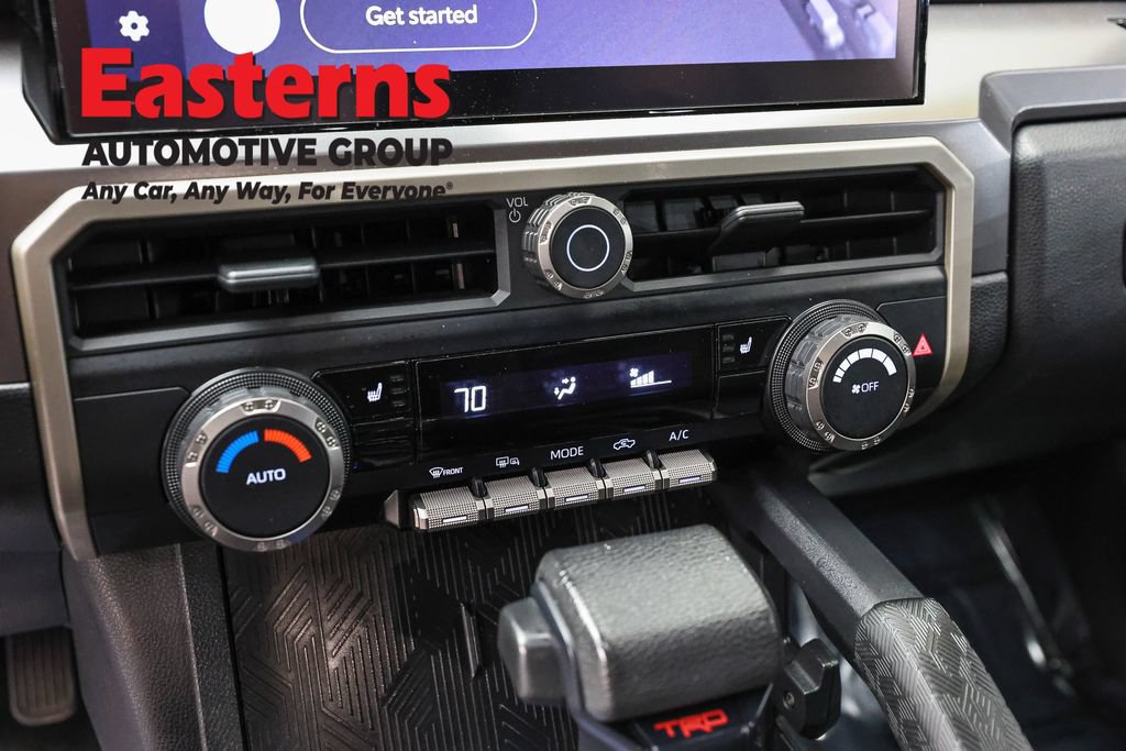 Used 2024 Toyota Tacoma TRD Off-Road AWD/4WD image 20