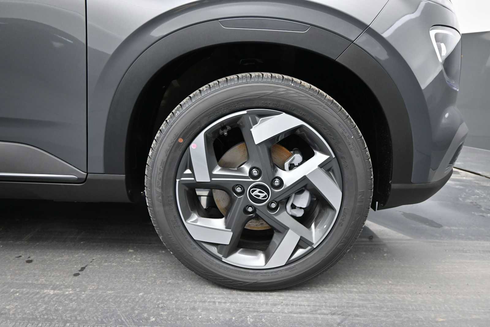 New 2026 Hyundai Venue SEL FWD image 10