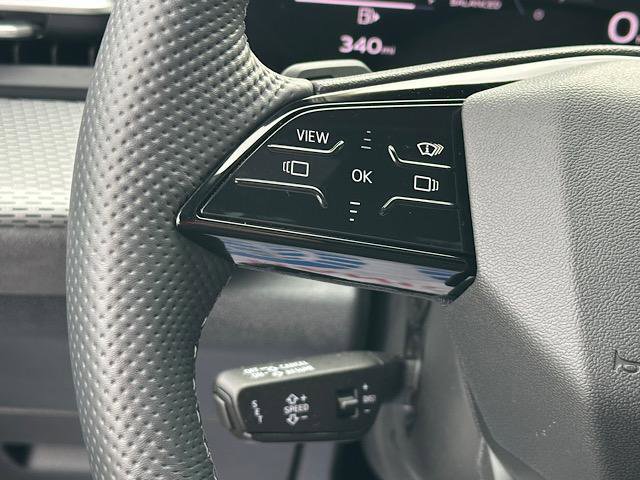 Used 2025 Audi SQ5 Prestige w/ Prestige Package image 24