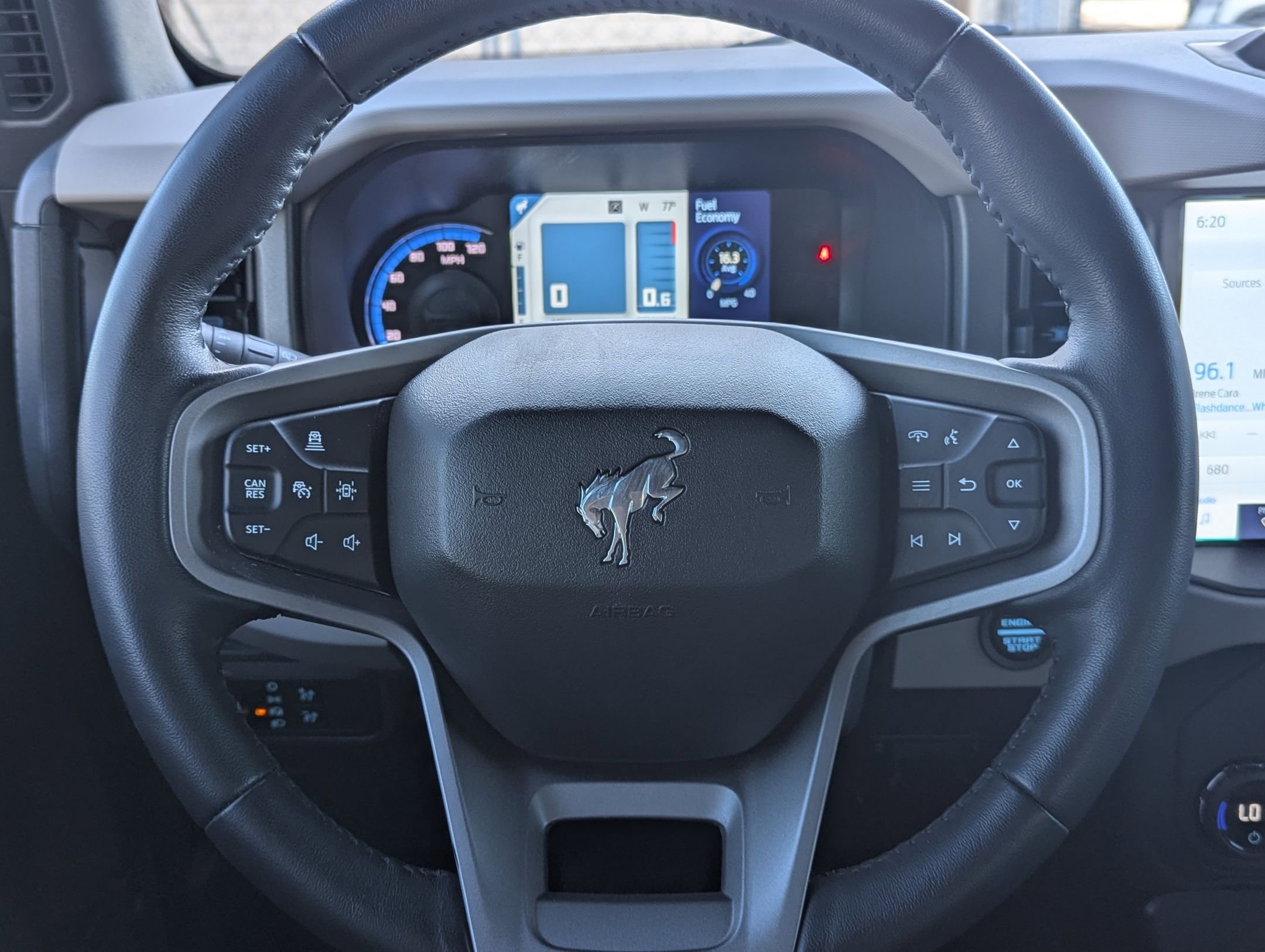 Used 2024 Ford Bronco Wildtrak image 20