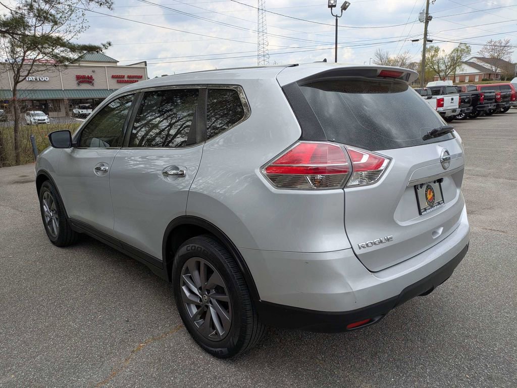 Used 2015 Nissan Rogue S image 7