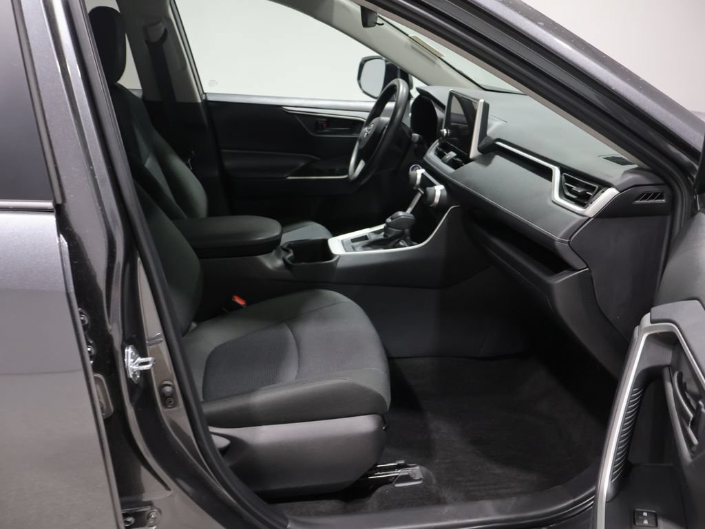 Certified 2024 Toyota RAV4 LE AWD/4WD image 22