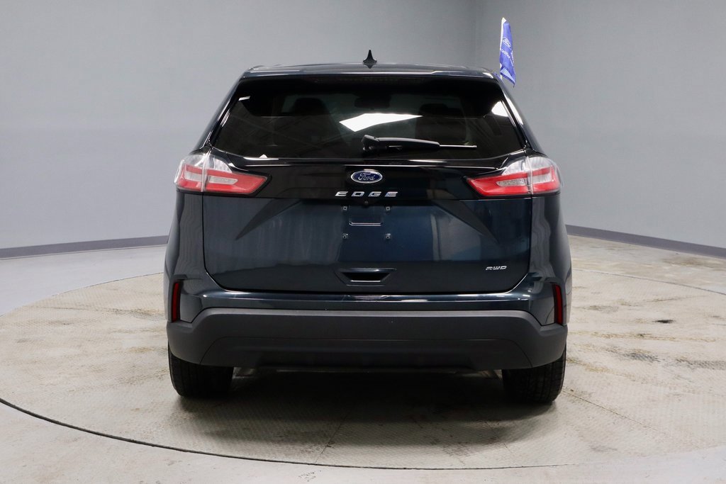 Certified 2022 Ford Edge SE image 11