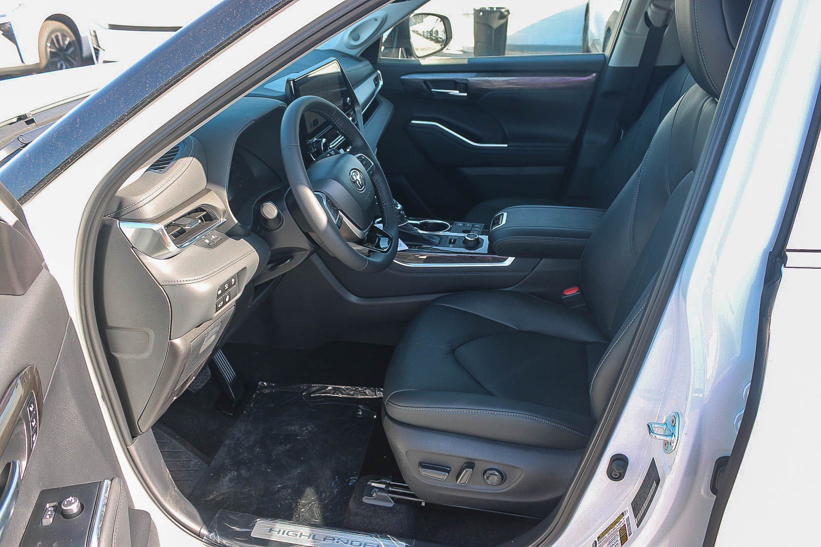 New 2026 Toyota Highlander Limited AWD/4WD image 20