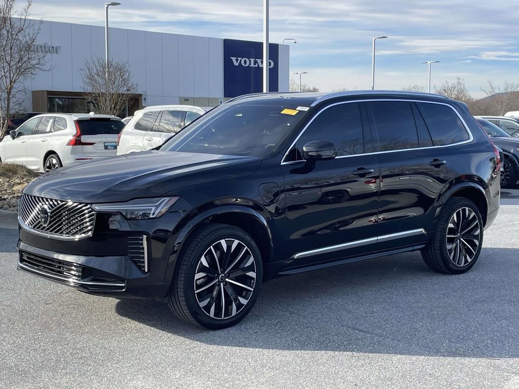 Used 2025 Volvo XC90 T8 Ultra image 24