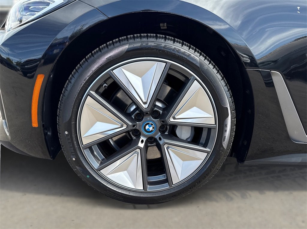Certified 2023 BMW i4 eDrive35 image 15