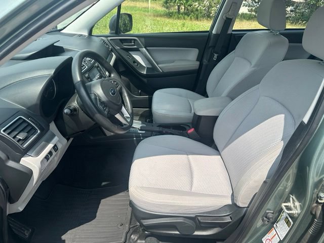 Used 2017 Subaru Forester 2.5i AWD/4WD image 24