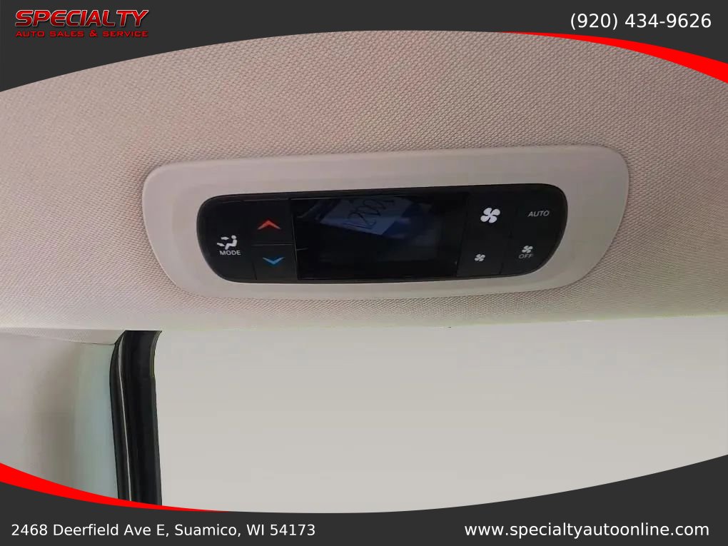 Used 2021 Chrysler Pacifica Touring w/ Cold Weather Group FWD image 26