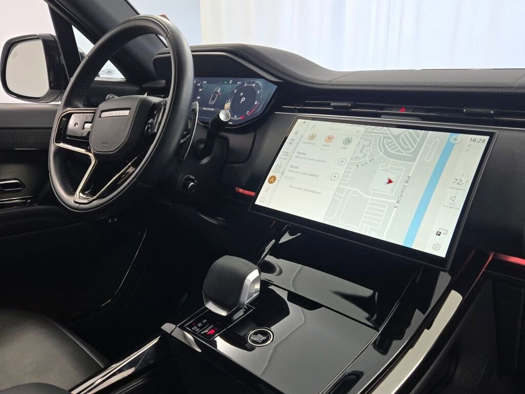 Used 2024 Land Rover Range Rover Sport Dynamic SE image 9