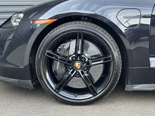 Certified 2021 Porsche Taycan Turbo S image 11