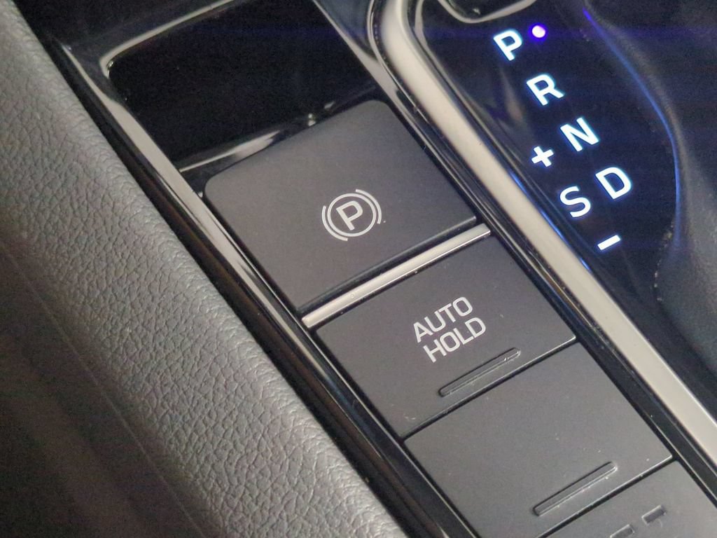 Used 2020 Hyundai Ioniq SEL FWD image 28