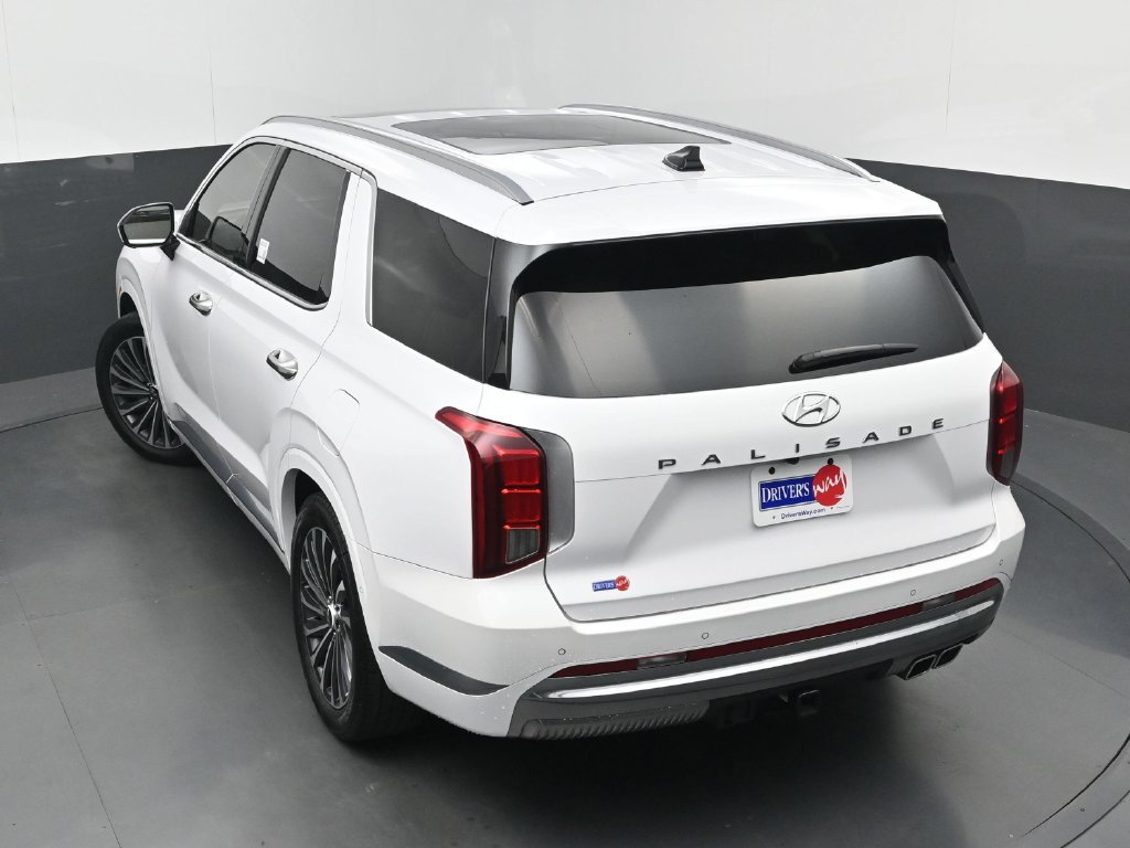 Used 2025 Hyundai Palisade Calligraphy FWD image 37