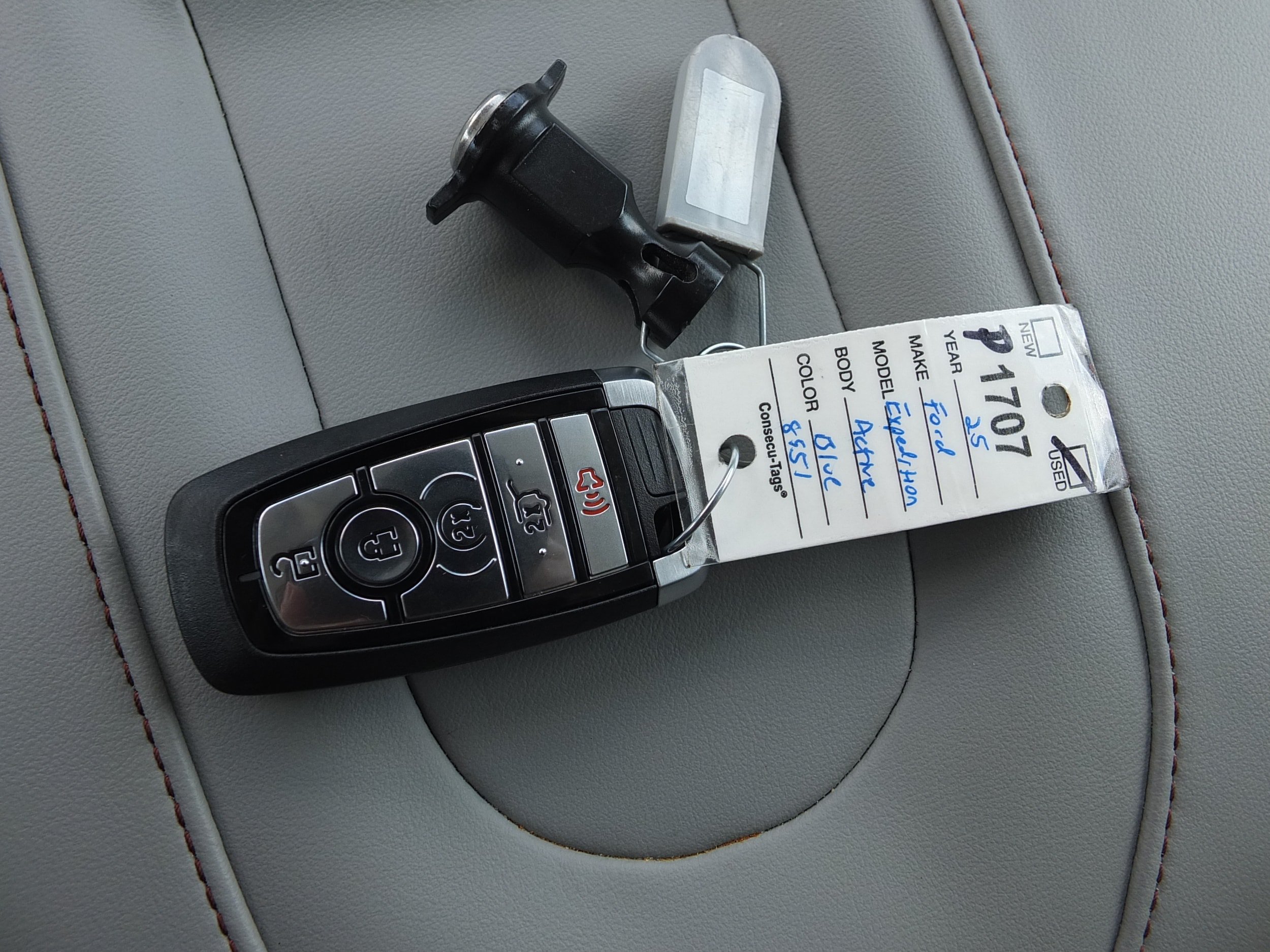 Used 2025 Ford Expedition Max Active RWD image 31