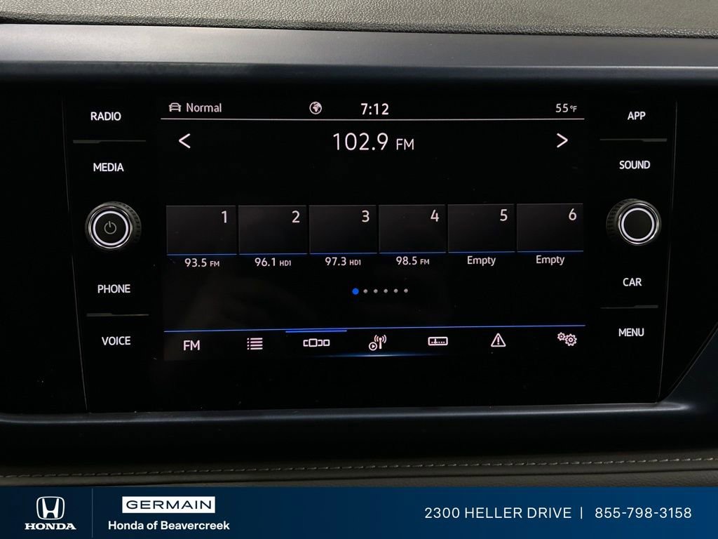 Used 2024 Volkswagen Taos SE image 22