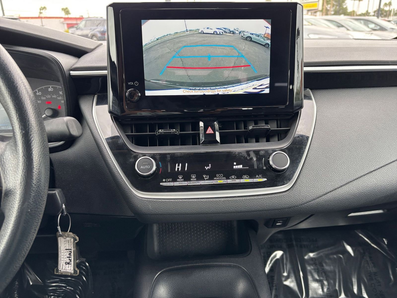 Used 2023 Toyota Corolla LE image 17