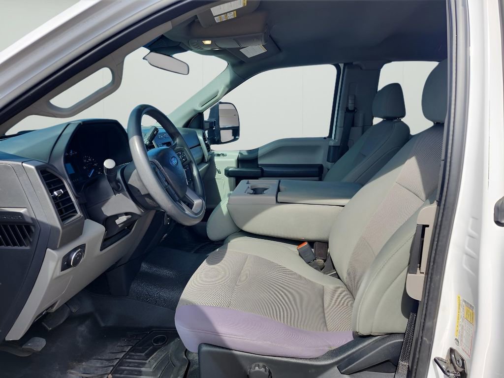 Used 2020 Ford F250 XL w/ Power Equipment Group RWD image 17