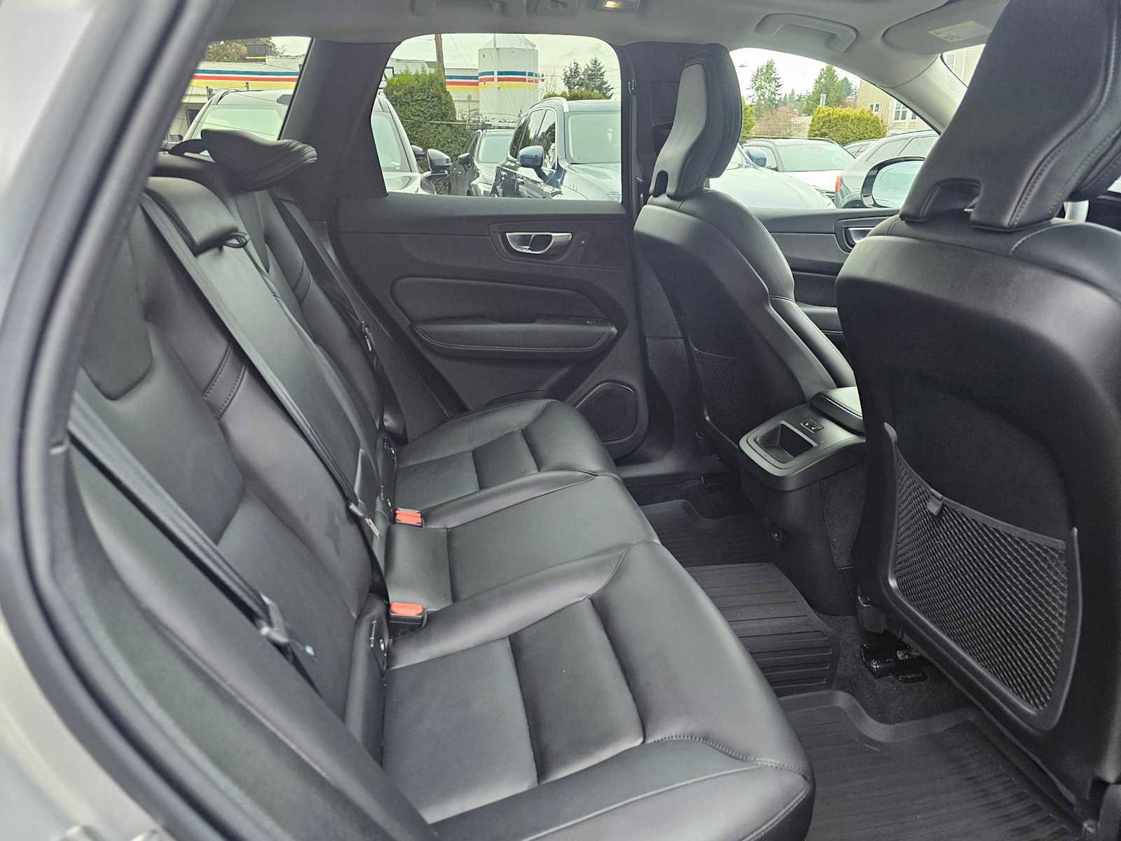 Certified 2025 Volvo XC60 B5 Core w/ Protection Package Premier image 13