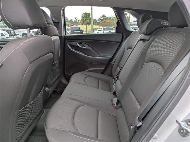 Used 2018 Hyundai Elantra GT image 13