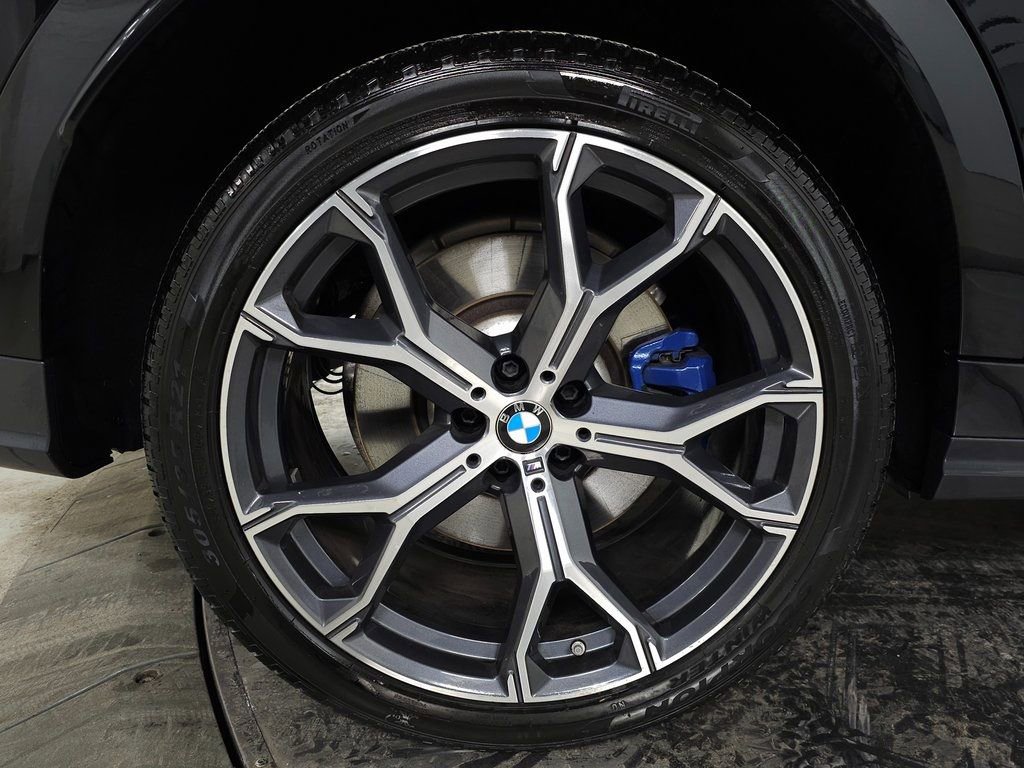 Used 2024 BMW X6 M60i w/ Dynamic Handling Package image 13