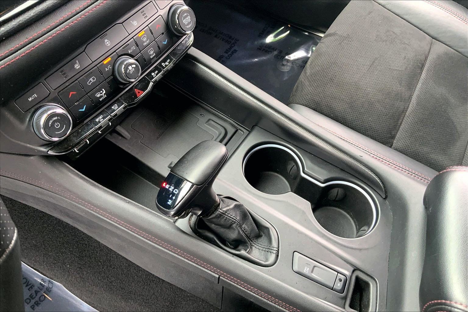 Used 2022 Dodge Durango R/T w/ Trailer Tow Group IV image 16