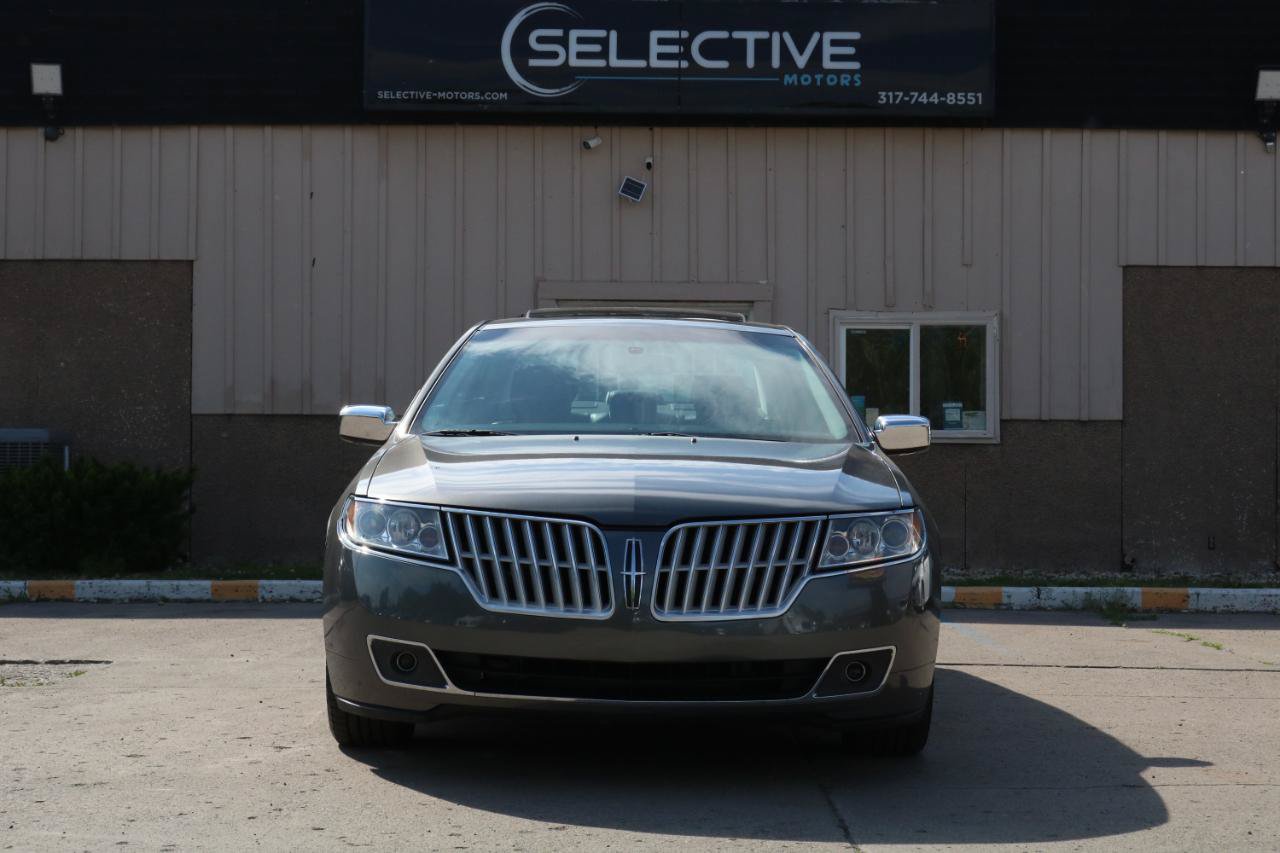 Used 2011 Lincoln MKZ FWD image 2
