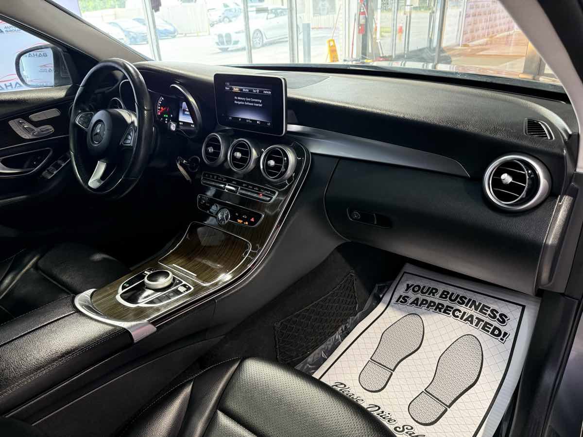 Used 2017 Mercedes-Benz C 300 4MATIC Sedan w/ Premium 1 Package image 43