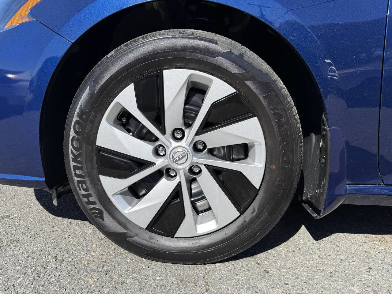 Used 2024 Nissan Altima 2.5 S image 22