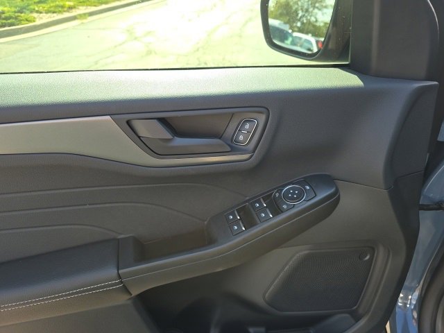 New 2025 Ford Escape Active w/ Cold Weather Package image 12