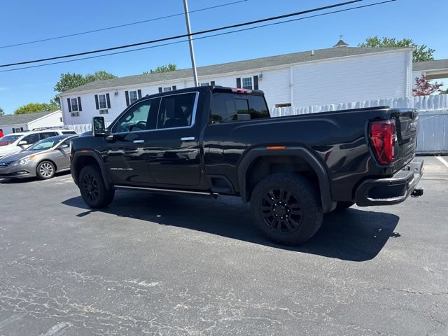 Used 2022 GMC Sierra 3500 Denali w/ Denali Black Diamond Edition AWD/4WD image 9